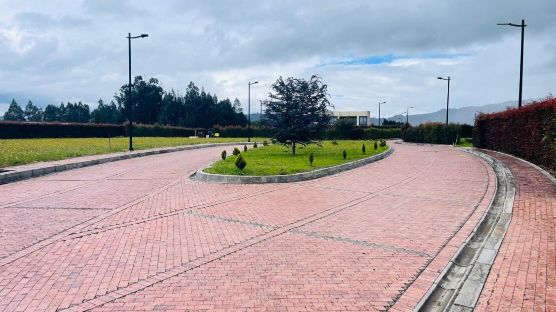 WhatsApp Image 2024 06 17 at 16.09.32 11