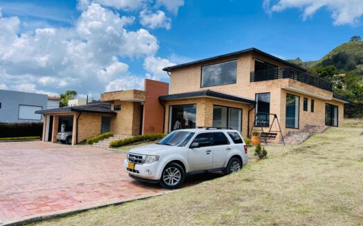 WhatsApp Image 2024 10 09 at 12.18.05