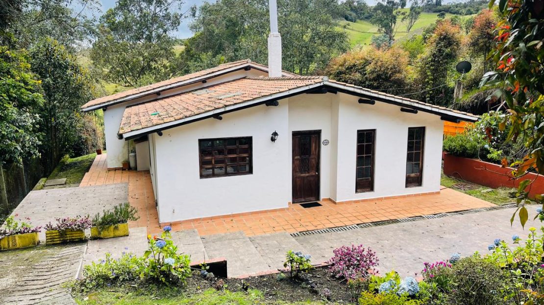 WhatsApp Image 2024 11 26 at 22.04.05 14