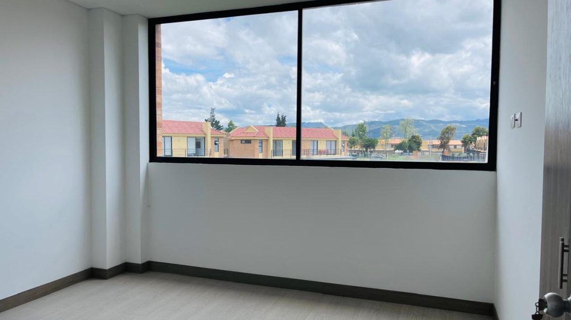 WhatsApp Image 2024 11 27 at 22.13.34 4