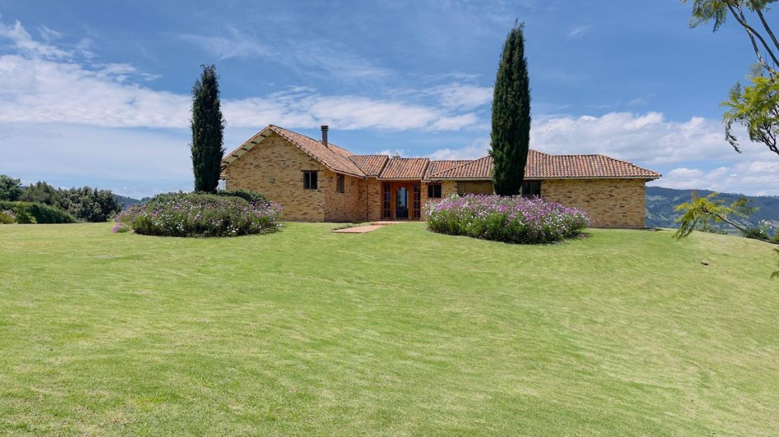 WhatsApp Image 2025 08 22 at 12.28.59 1