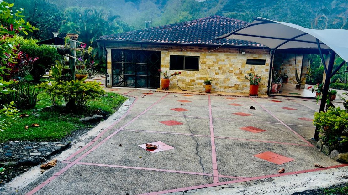 WhatsApp Image 2025 10 17 at 09.57.05 3