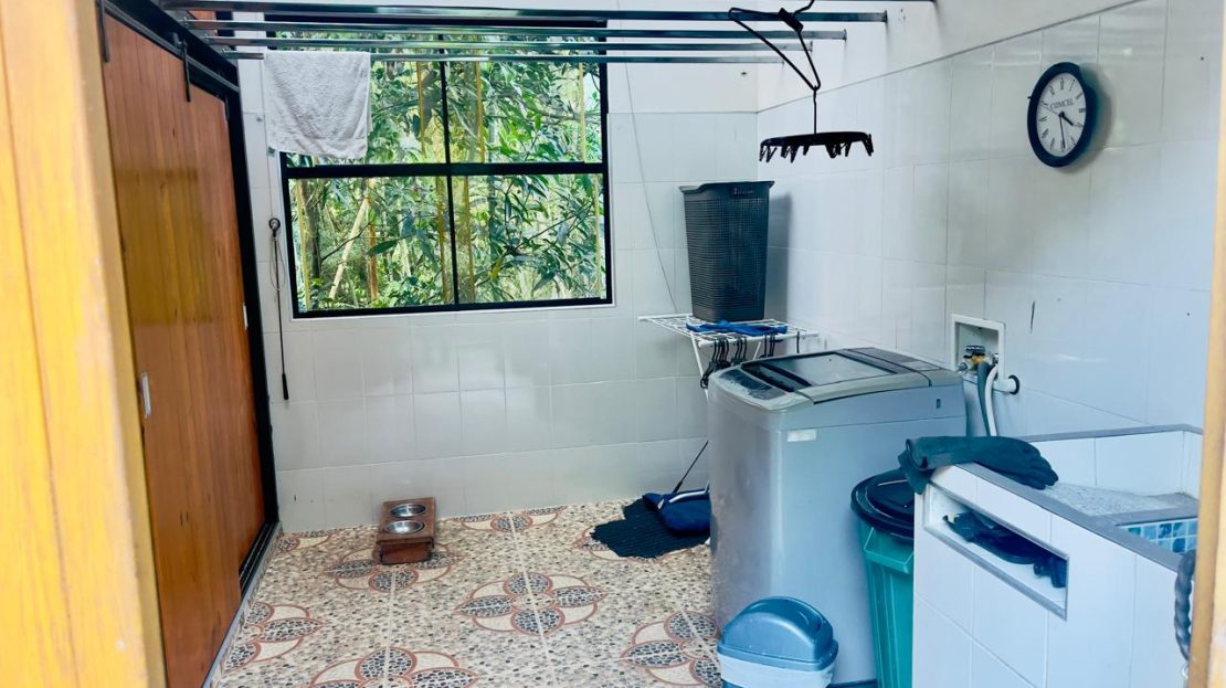 WhatsApp Image 2025 10 17 at 09.57.05 6