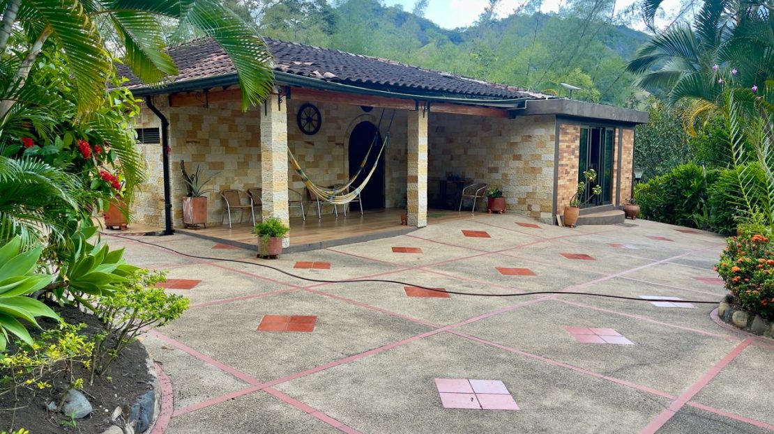 WhatsApp Image 2025 10 17 at 09.57.05 7