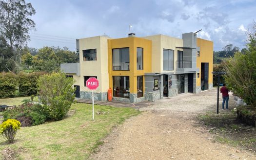 FINCA CON DOS CASAS 2 WhatsApp Image 2026 03 07 at 13.16.56